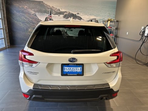 Used 2021 Subaru Forester Premium image 27