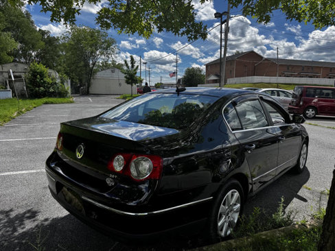 Used 2006 Volkswagen Passat Value Edition image 7