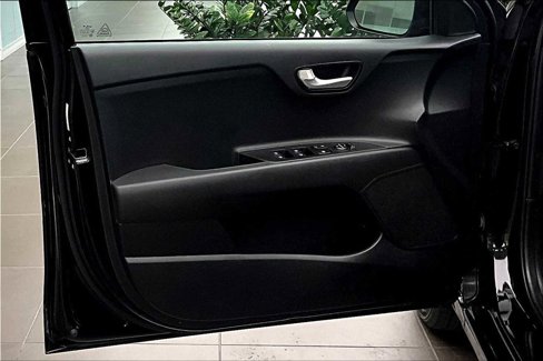 Used 2023 Kia Rio S w/ Technology Package image 19