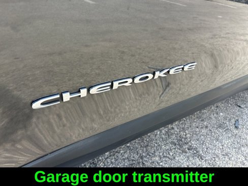 Certified 2015 Jeep Cherokee Limited image 20