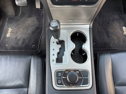 Used 2012 Jeep Grand Cherokee Limited image 18