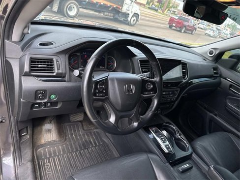Used 2020 Honda Pilot Touring image 22