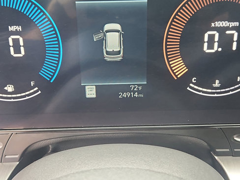 Used 2024 Hyundai Kona SEL image 21