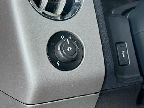 Used 2017 Ford Expedition EL Limited w/ Equipment Group 301A image 10