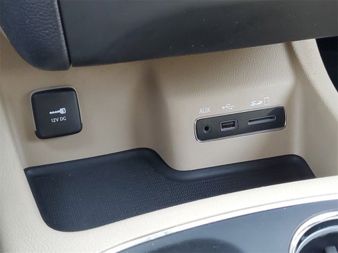 Used 2014 Dodge Durango Limited w/ Premium Group image 29