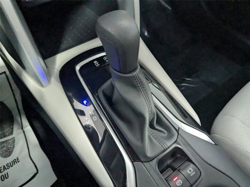 Certified 2023 Toyota Corolla Cross L image 18
