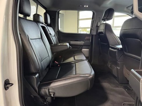 Used 2021 Ford F150 Lariat w/ Max Trailer Tow Package image 25