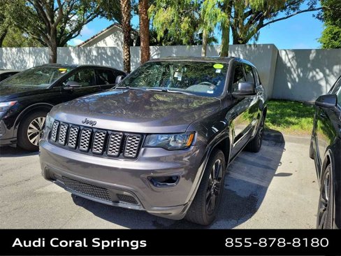 Used 2020 Jeep Grand Cherokee Altitude image 3