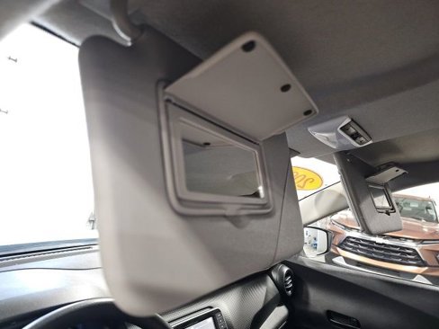Used 2021 Nissan Kicks S image 43