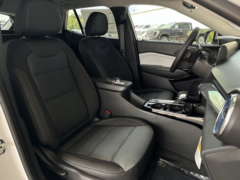 New 2025 Chevrolet Trax LT w/ Driver Confidence Package image 16