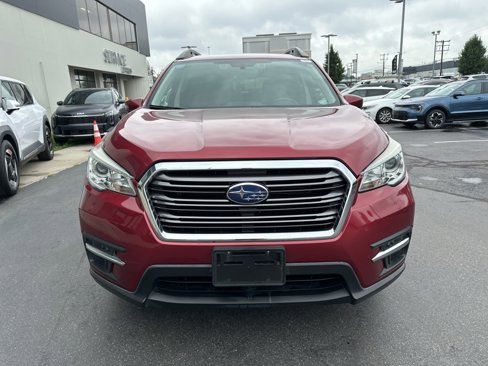 Used 2019 Subaru Ascent Premium image 2