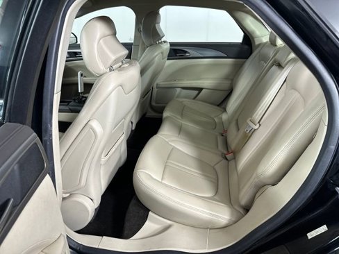 Used 2017 Lincoln MKZ Premiere image 25