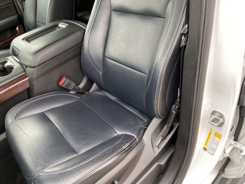 Used 2018 GMC Yukon SLE w/ Convenience Package image 16