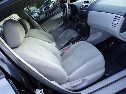 Used 2012 Toyota Corolla LE image 14