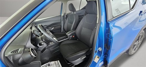 Used 2024 Nissan Kicks SV w/ Interior Electronics Package image 15