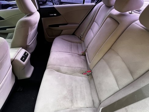 Used 2016 Honda Accord EX image 30