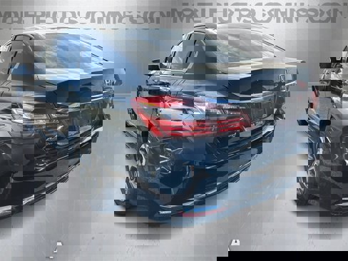 Used 2016 Honda Accord LX image 3
