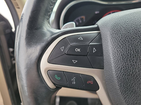 Used 2014 Jeep Grand Cherokee Limited image 5