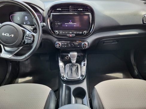 Used 2023 Kia Soul GT-Line image 15