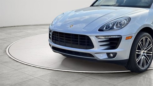 Used 2016 Porsche Macan S image 3