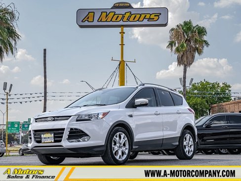 Used 2016 Ford Escape Titanium image 1