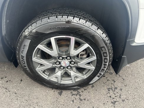 Used 2020 GMC Acadia SLE w/ Driver Convenience Package image 20