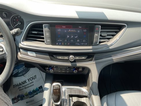 Used 2020 Buick Enclave Essence w/ Sound and Sites Package image 9