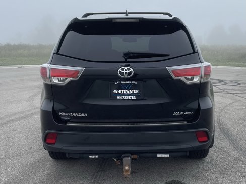 Used 2016 Toyota Highlander XLE image 23