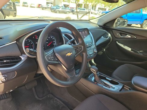 Used 2024 Chevrolet Malibu LS image 2