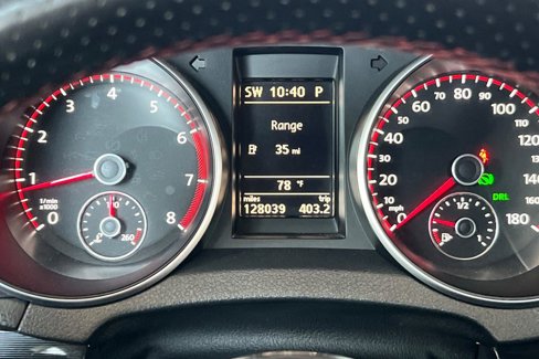 Used 2012 Volkswagen GTI 4-Door image 22
