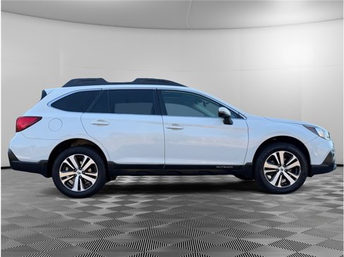Used 2018 Subaru Outback 2.5i Limited image 6