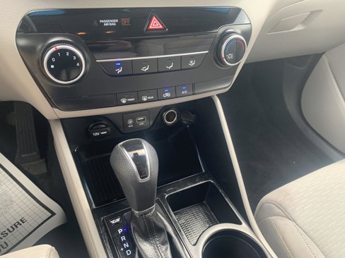 Used 2019 Hyundai Tucson SE w/ Cargo Package image 15