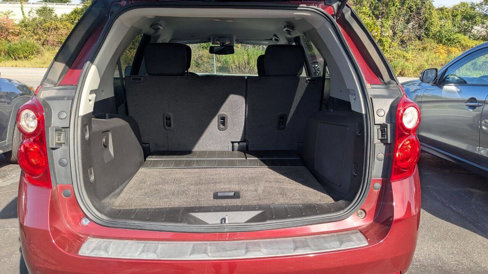 Used 2011 Chevrolet Equinox LT w/ Driver Convenience Package image 28