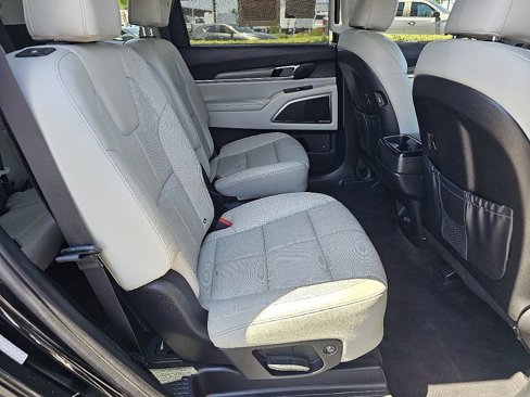 Used 2020 Kia Telluride SX w/ Towing Package image 11
