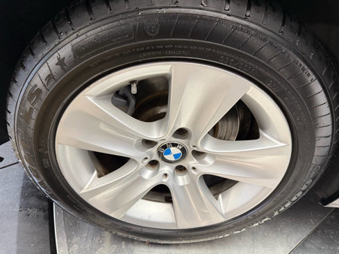 Used 2013 BMW 528i xDrive Sedan image 27