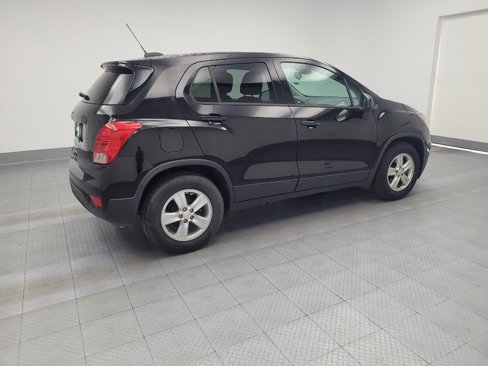 Used 2020 Chevrolet Trax LS w/ Tint and Cruise Package image 10