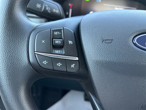New 2025 Ford Maverick XL image 18