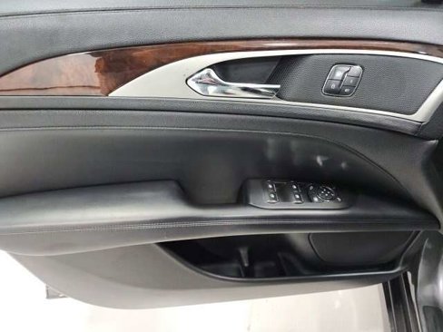 Used 2017 Lincoln MKZ Select image 19