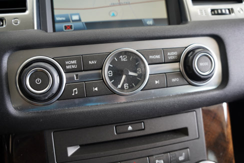 Used 2011 Land Rover Range Rover Sport HSE image 20
