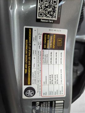 Used 2014 Mercedes-Benz E 550 4MATIC Sedan image 14
