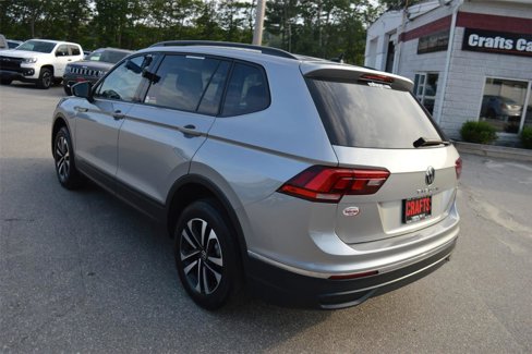 Used 2022 Volkswagen Tiguan S image 3