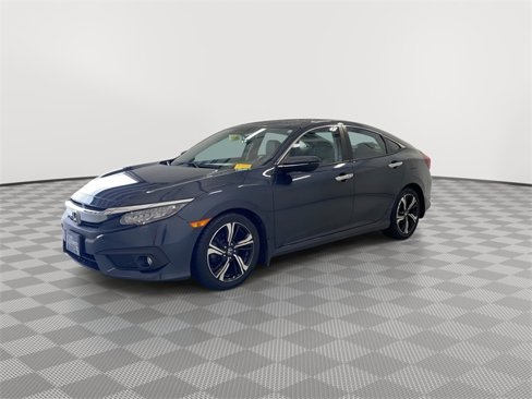 Used 2018 Honda Civic Touring image 6