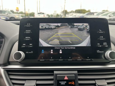 Used 2020 Honda Accord LX image 30