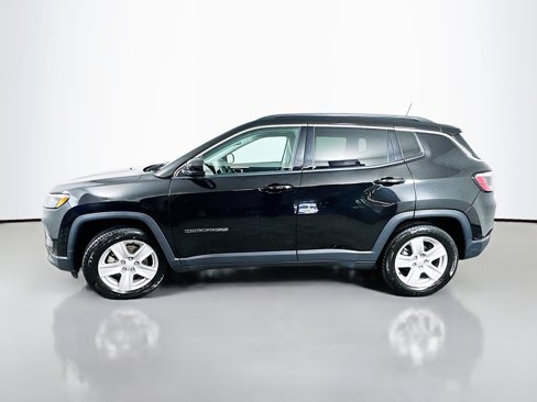 Used 2022 Jeep Compass Latitude image 4