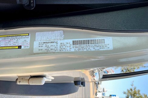 Used 2011 Jeep Wrangler Unlimited Rubicon image 29