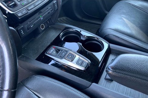 Used 2017 Honda Pilot Touring image 18