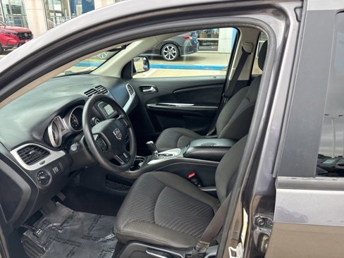 Used 2019 Dodge Journey SE image 15