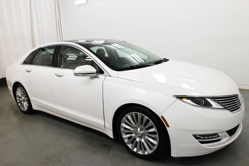 Used 2016 Lincoln MKZ AWD w/ Equipment Group 300A Reserve image 2
