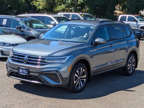 Certified 2024 Volkswagen Tiguan S image 9