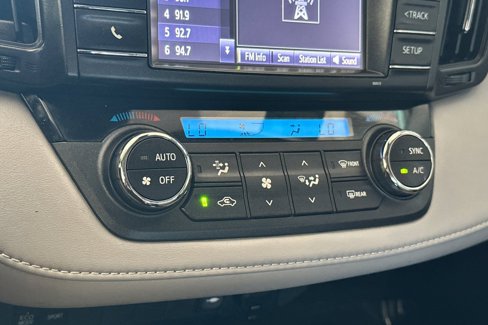 Used 2017 Toyota RAV4 XLE image 20